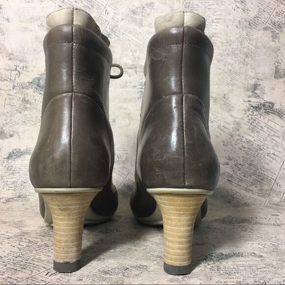 TSUBO Women's Khepri Ankle Boot - Picture 5 of 11